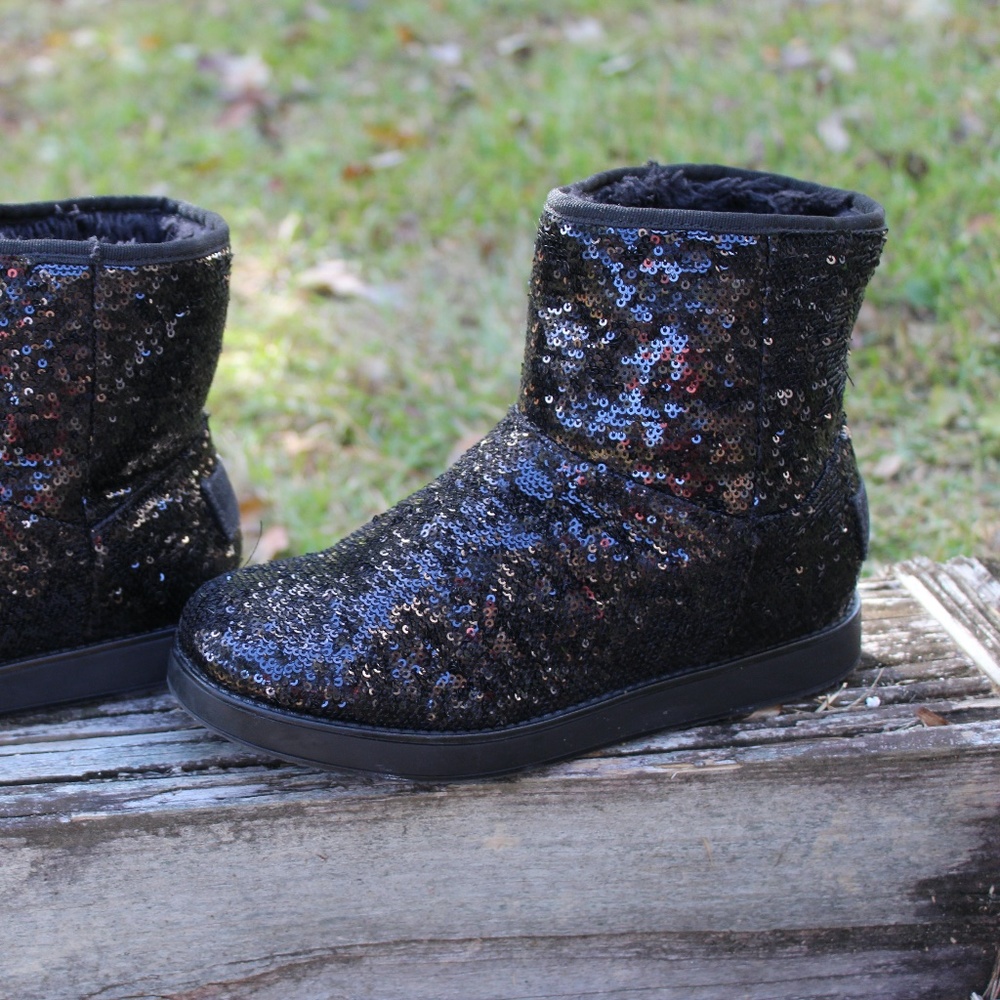 GBG Guess Black Sequin Boots